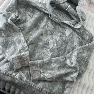 Hollister Gray Patterned Hoodie
